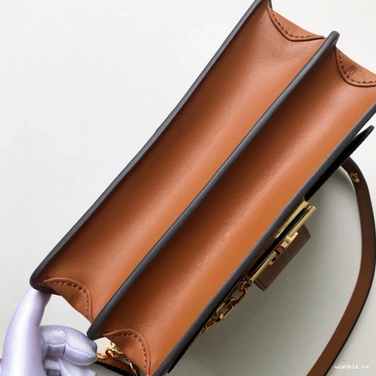 WIS Show） Spring Vuitton MM（2019 Louis Dauphine 0126